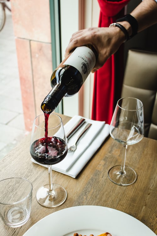 Associer la tisane et le vin ? Témoignage de sommeliers